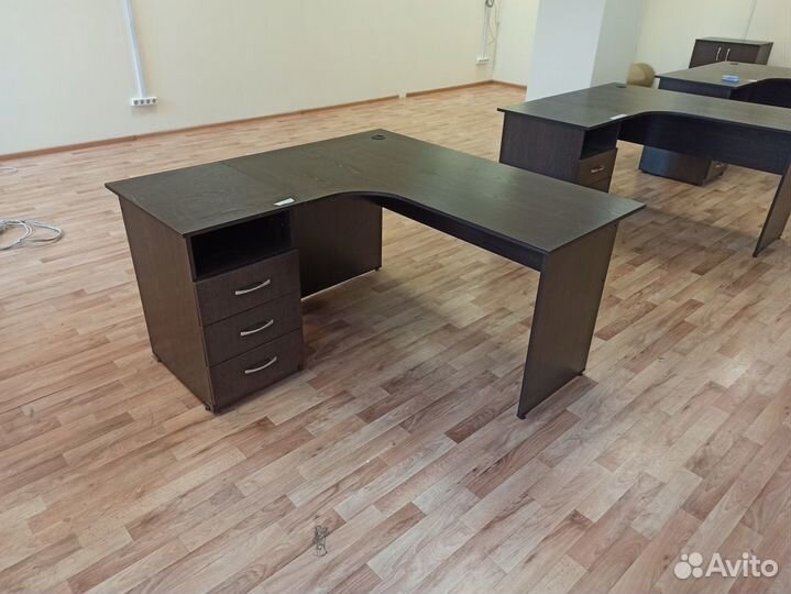 Мебель офисная