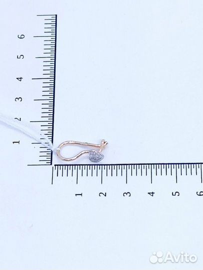 Золотые серьги с камнем