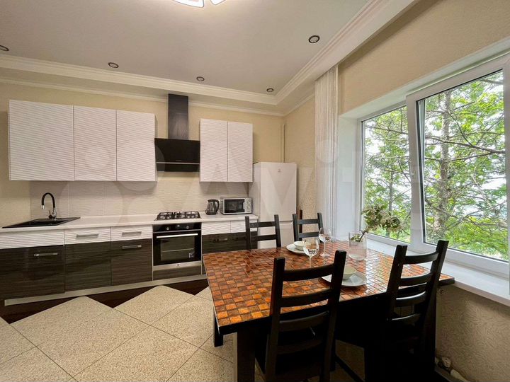 1-к. квартира, 48 м², 2/4 эт.