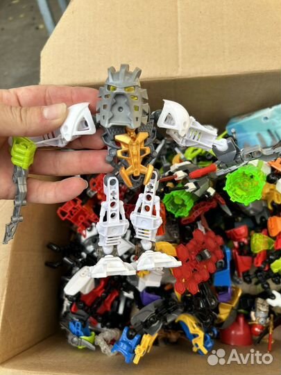 Конструкторы, роботы