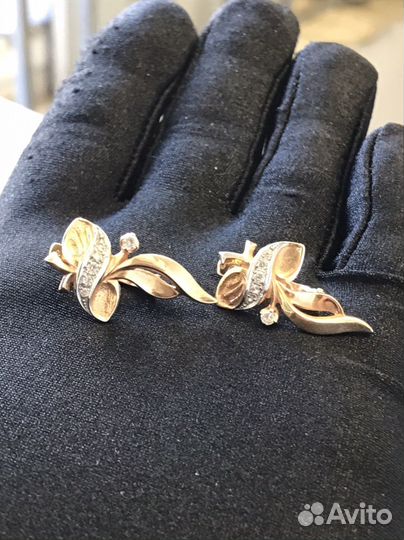 Золотые серьги 6.75/585