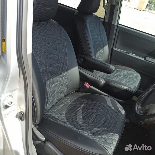 Чехлы Toyota Noah