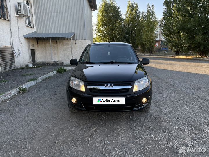 LADA Granta 1.6 МТ, 2012, 211 159 км
