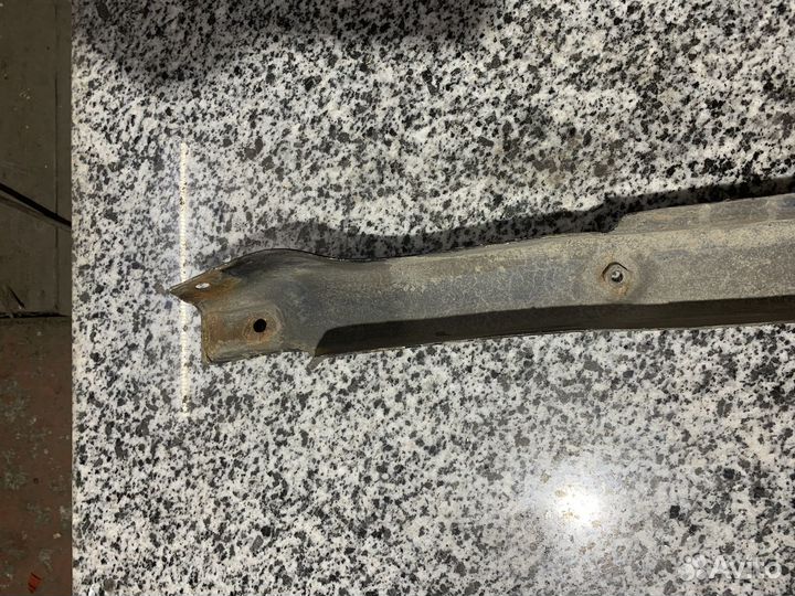 Планка радиатора средняя Chery Tiggo T 11