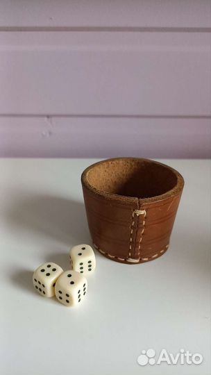 Настольная игра. Игра в кости