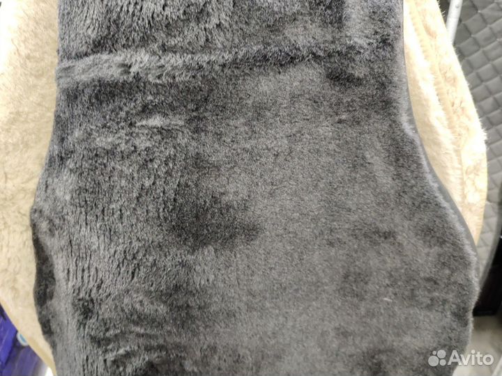 Меховые накидки из шерсти серые