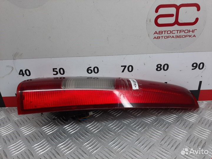 Фонарь задний для Volvo V70 2 9483689