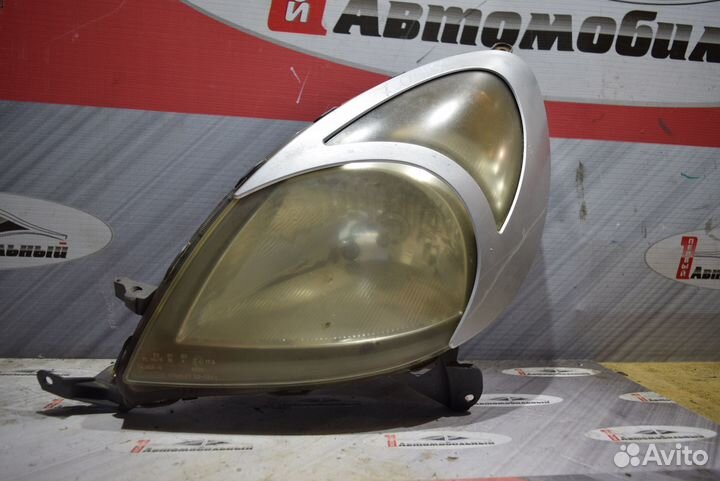 Фара лево c Toyota Funcargo NCP20 2NZ-FE