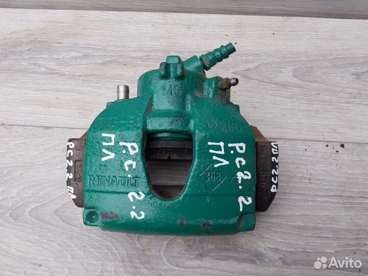 Суппорт передний левый Renault Scenic 2