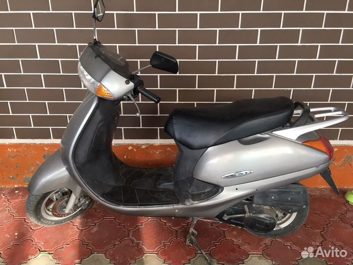 Honda lead 100 jf06