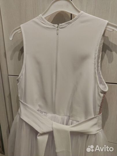 Нарядное платье