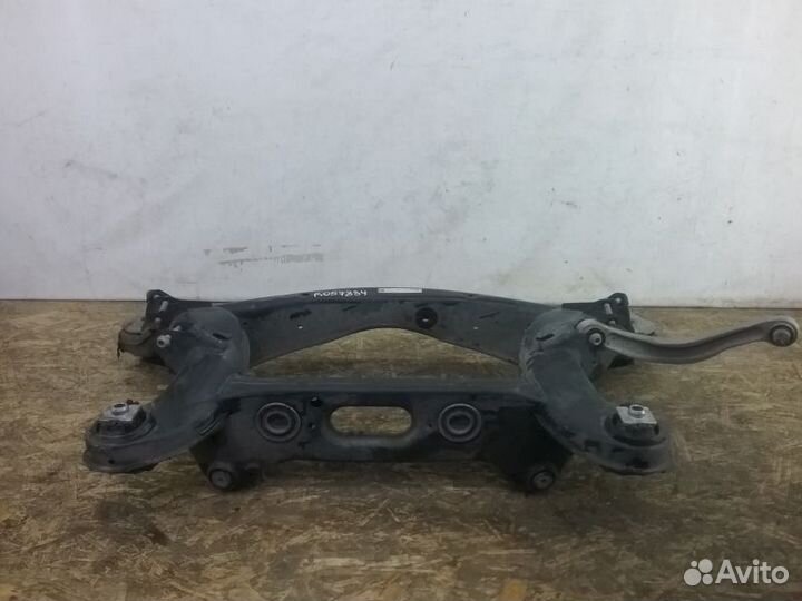 Подрамник задний Mercedes Benz C-klasse W205