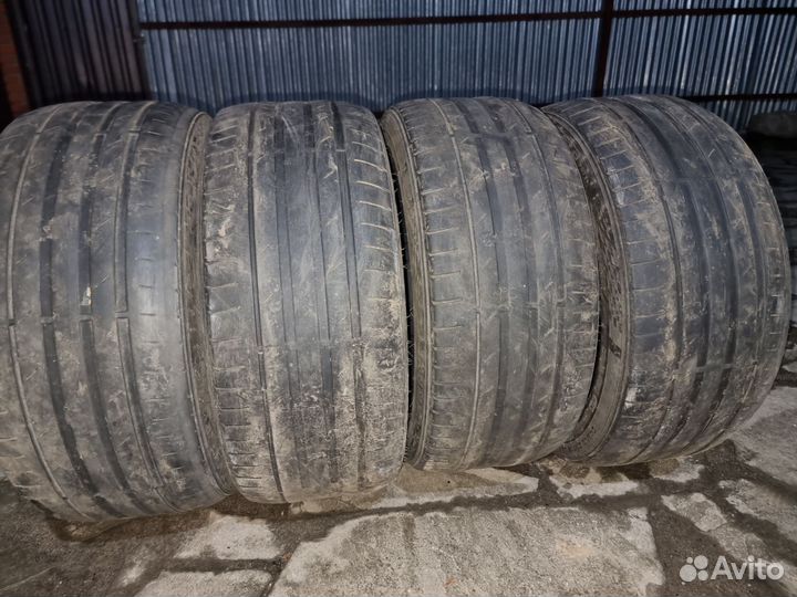 Kumho Ecsta PS71 245/40 R18 93Y