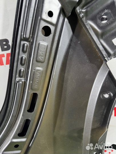 Крыло переднее левое Toyota Highlander XU50