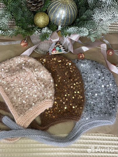 Шапка чепчик с пайетками