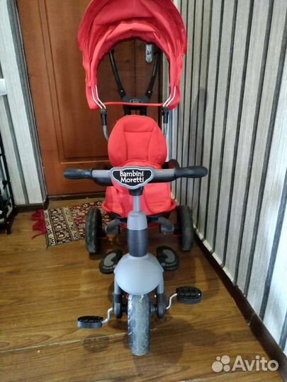 Трехколесный велосипед