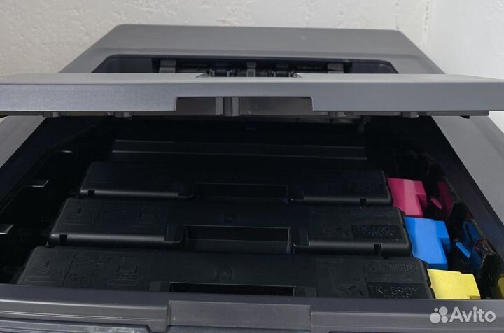 Лазерный цветной принтер Kyocera FS-C5250DN