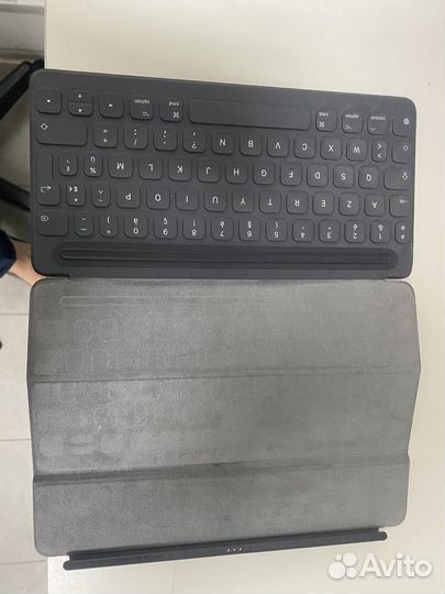 Клавиатура Apple SMART keyboard