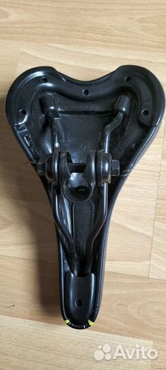 Седло для велосипеда кожаное