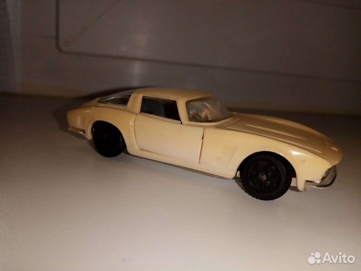 Модель автомобиля