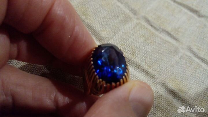 Перстень с корундом