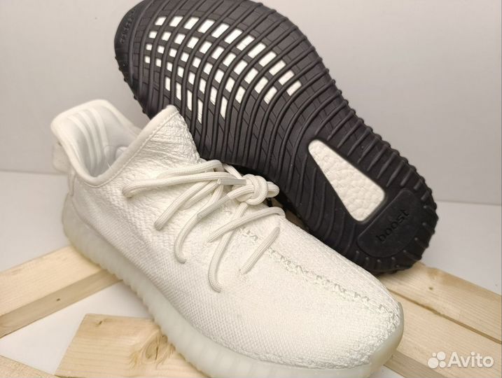 Кроссовки adidas yeezy boost 350