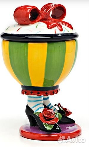 Cахарница, Pavone