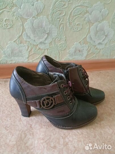 Полуботинки