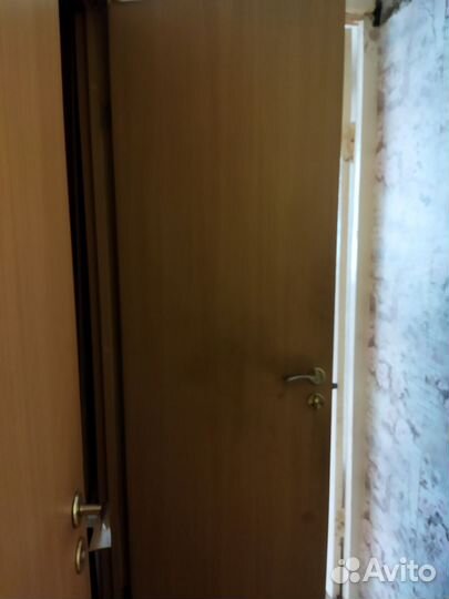 Дверь в санузел бу