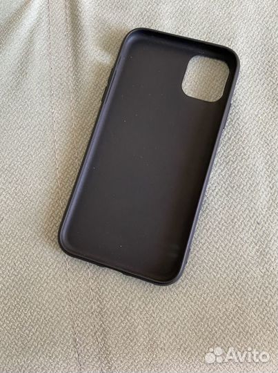 Чехол на iPhone 11