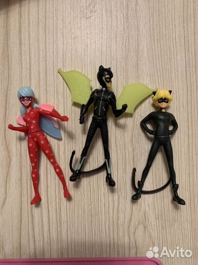 Леди баг и супер кот киндер макси