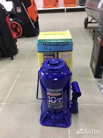 Домкрат Маяк Авто 10т Двухштоковый 225-565