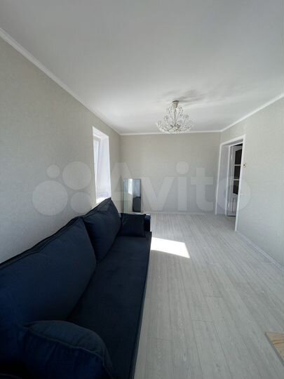 2-к. квартира, 42,7 м², 8/9 эт.