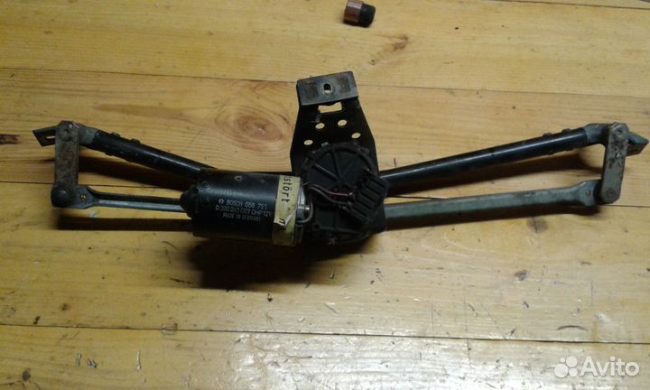 Моторчик стеклоочистителя Ауди 80