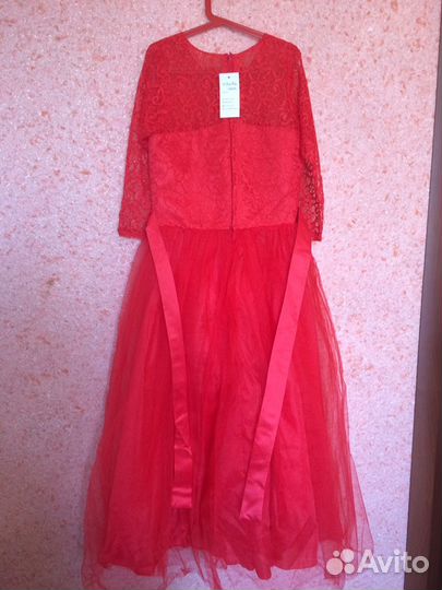 Платье новое