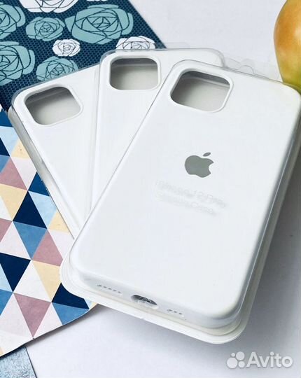 Чехол на iPhone 12 / 12 Pro