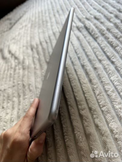 Планшет apple iPad air