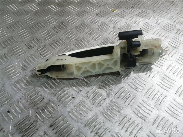 Ручка двери наружная передняя правая Ssangyong