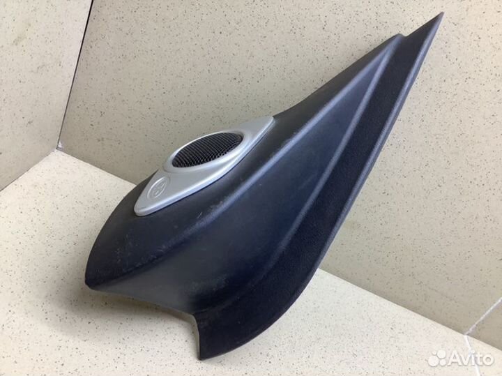 Крышка зеркала внутренняя левая Mitsubishi