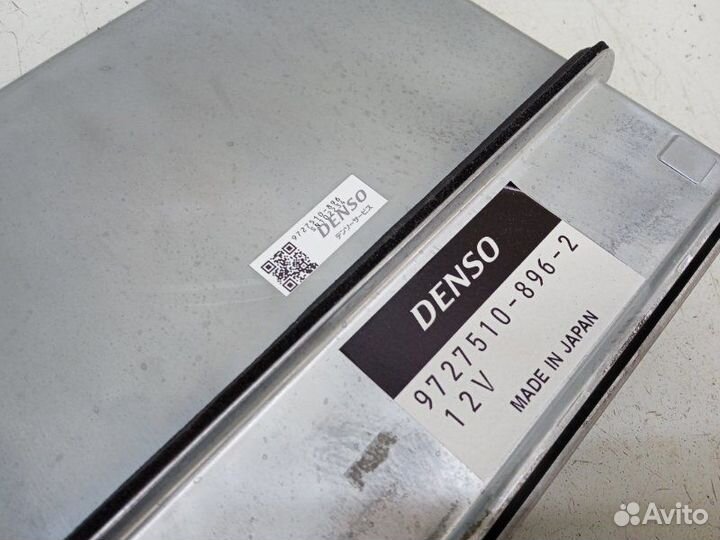 Блок управления двигателем Toyota Mark X X120 2.5