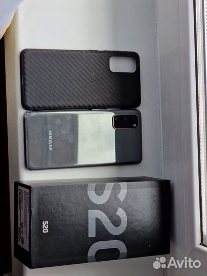 Samsung Galaxy S20, 8/128 ГБ