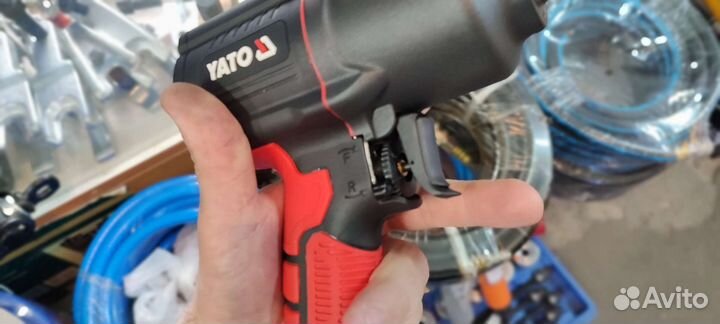 Пневмогайковерт Yato 1/2