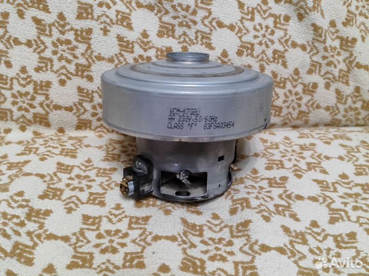 Электродвигатель VCM-K70BU. 1800