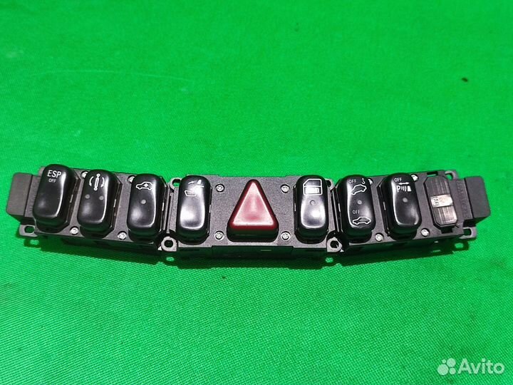 Блок кнопок Mercedes w220