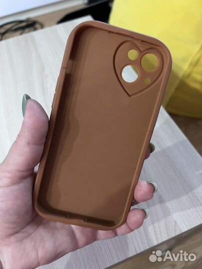 Чехол на iPhone 13