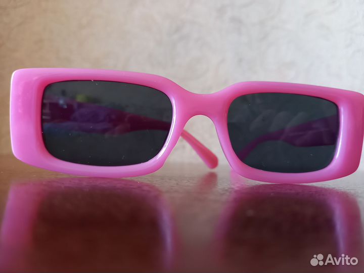 Солнцезащитные очки