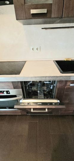 2-к. квартира, 75 м², 7/16 эт.