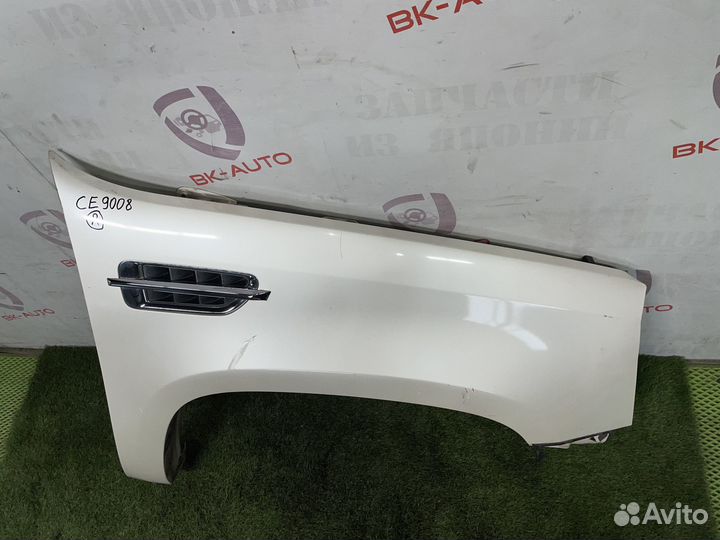 Крыло переднее правое Cadillac Escalade GMT900