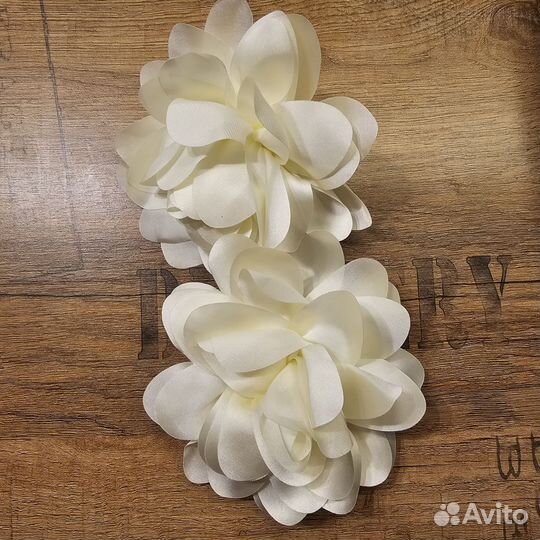 Серьги-цветы из ткани