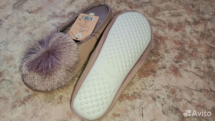 Женские домашние тапочки